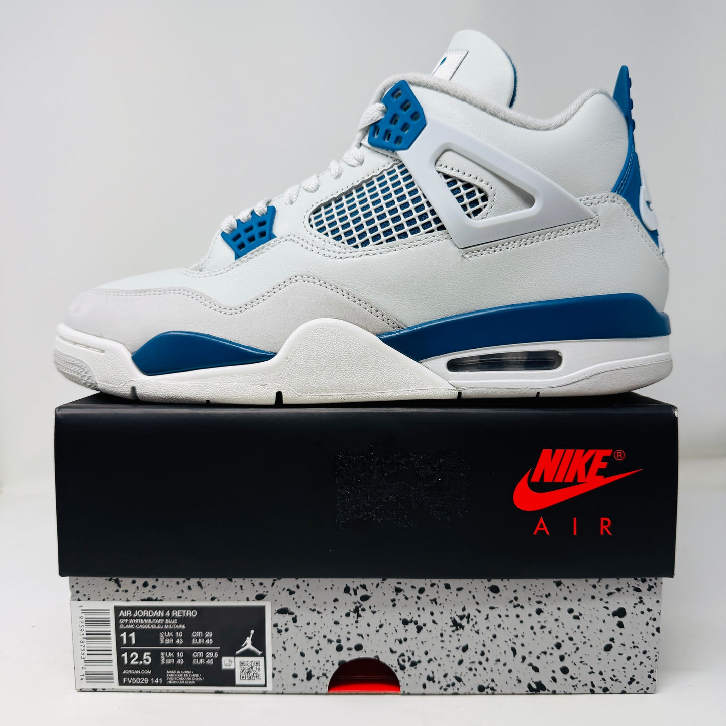 Jordan 4 Retro Military Blue (2024)