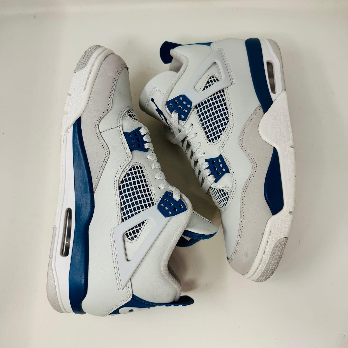 Jordan 4 Retro Military Blue (2024)