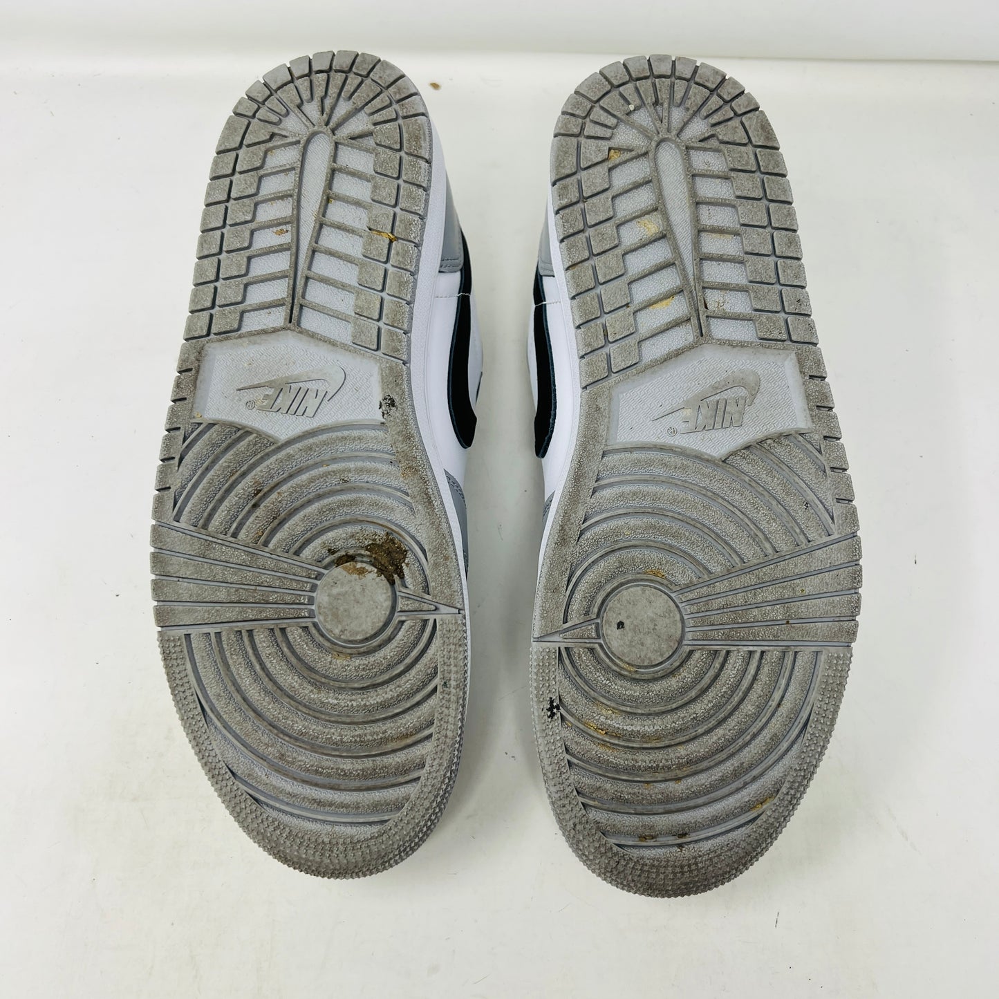 Jordan 1 Retro Low OG Barons