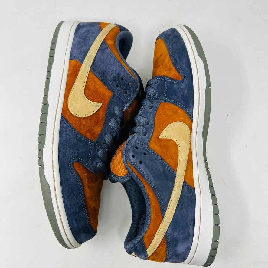 Nike SB Dunk Low Light Carbon Monarch