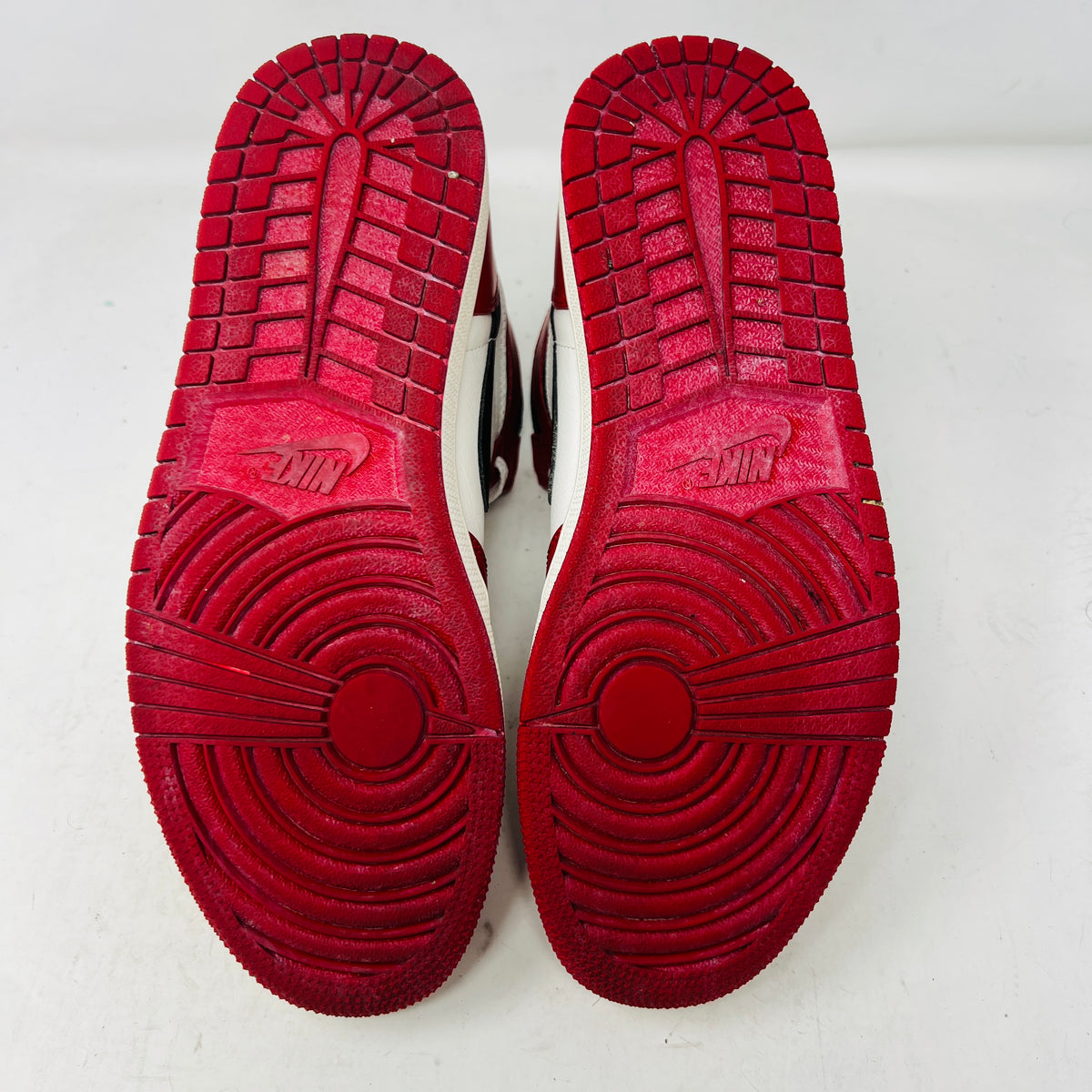 Jordan 1 Retro High OG Chicago Lost and Found