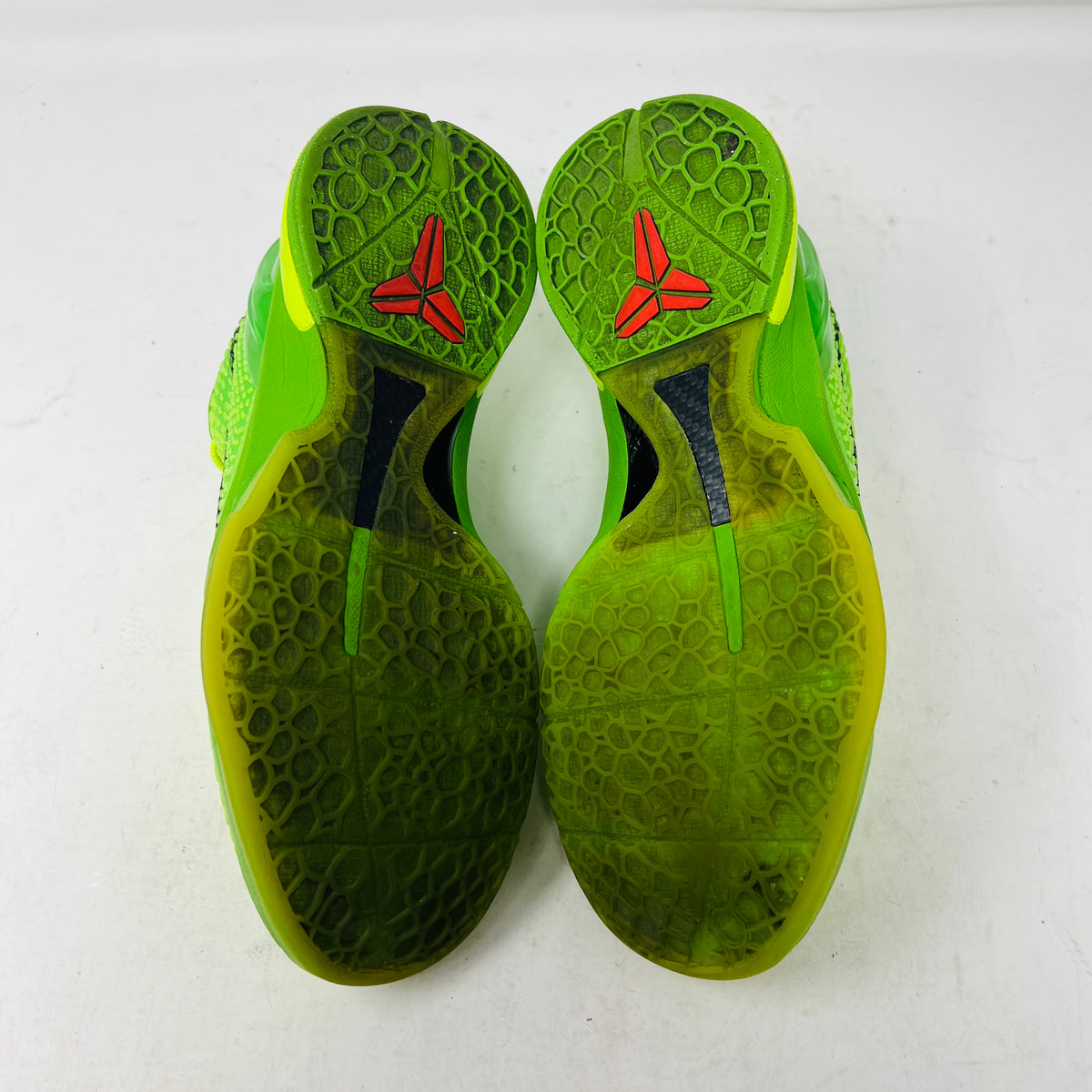 Nike Kobe 6 Protro Grinch (2020)