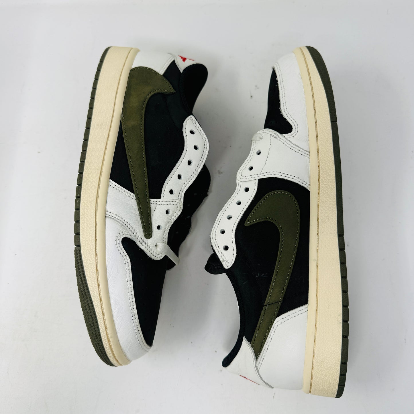 Jordan 1 Retro Low OG SP Travis Scott Olive (Women's)