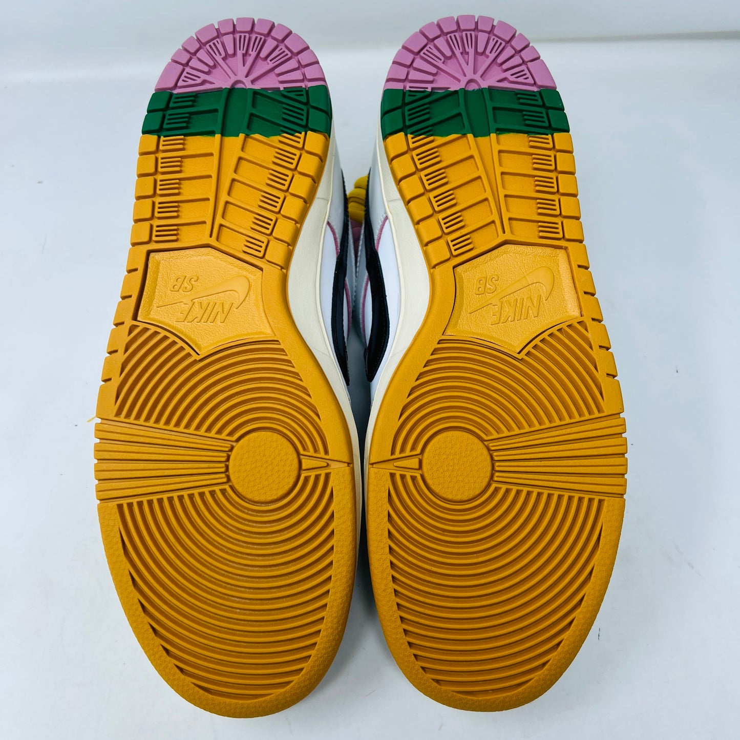 Nike SB Dunk Low CSEF
