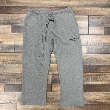 Fear of God Essentials Fleece Relaxed Sweatpant Dark Heather Gray