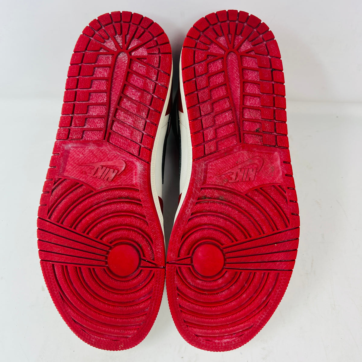Jordan 1 Retro High OG Chicago Lost and Found