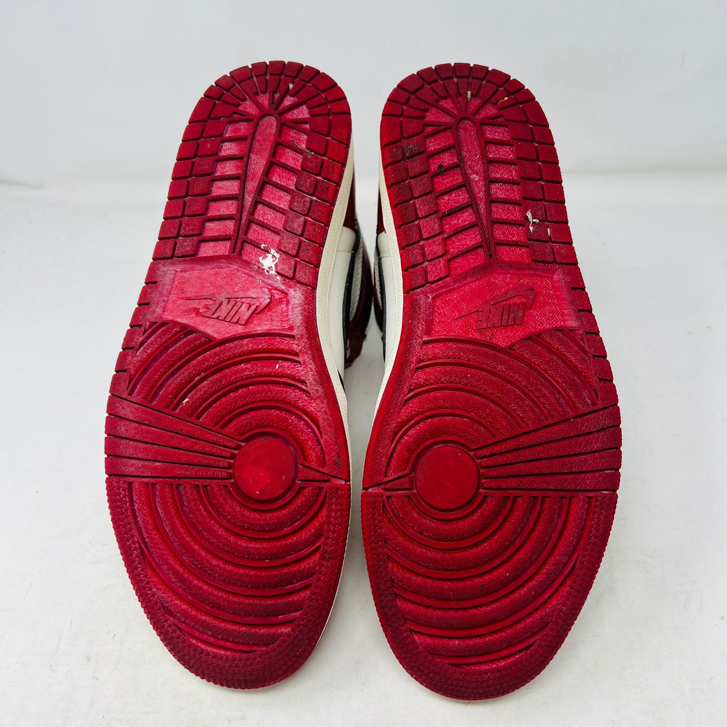 Jordan 1 Retro High OG Chicago Lost and Found