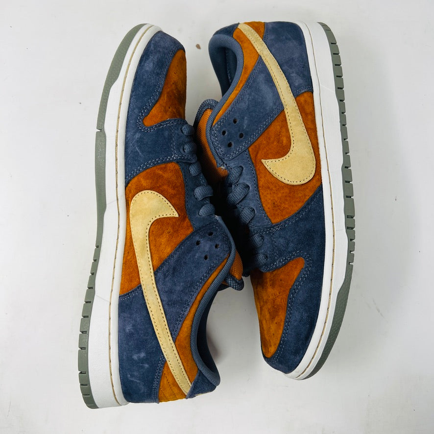 Nike SB Dunk Low Light Carbon Monarch