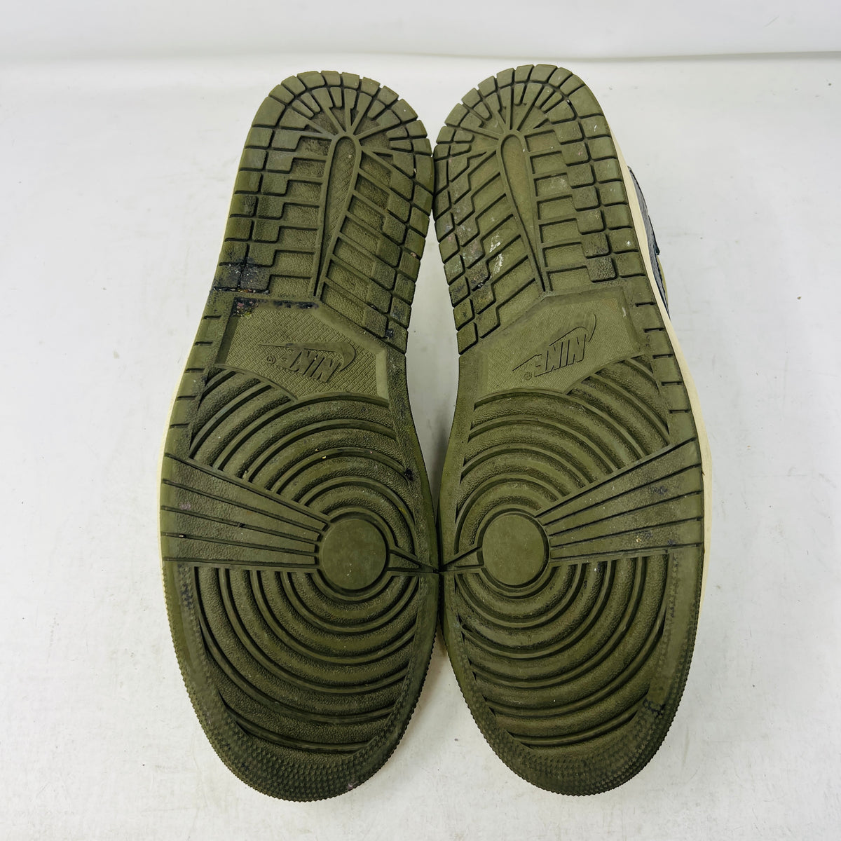 Jordan 1 Retro Low OG SP Travis Scott Medium Olive