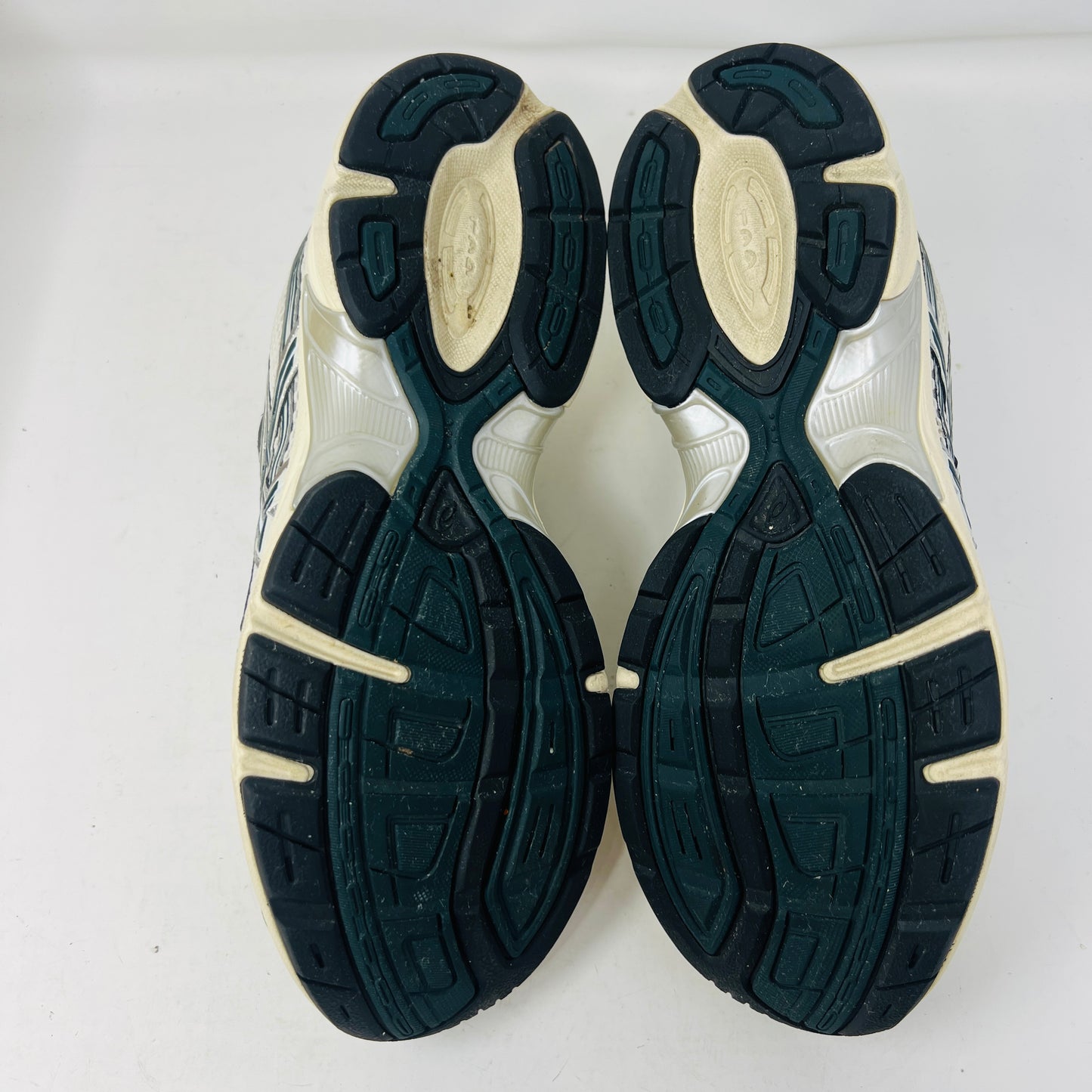 ASICS Gel-1130 Kith Cream Scarab (2024)