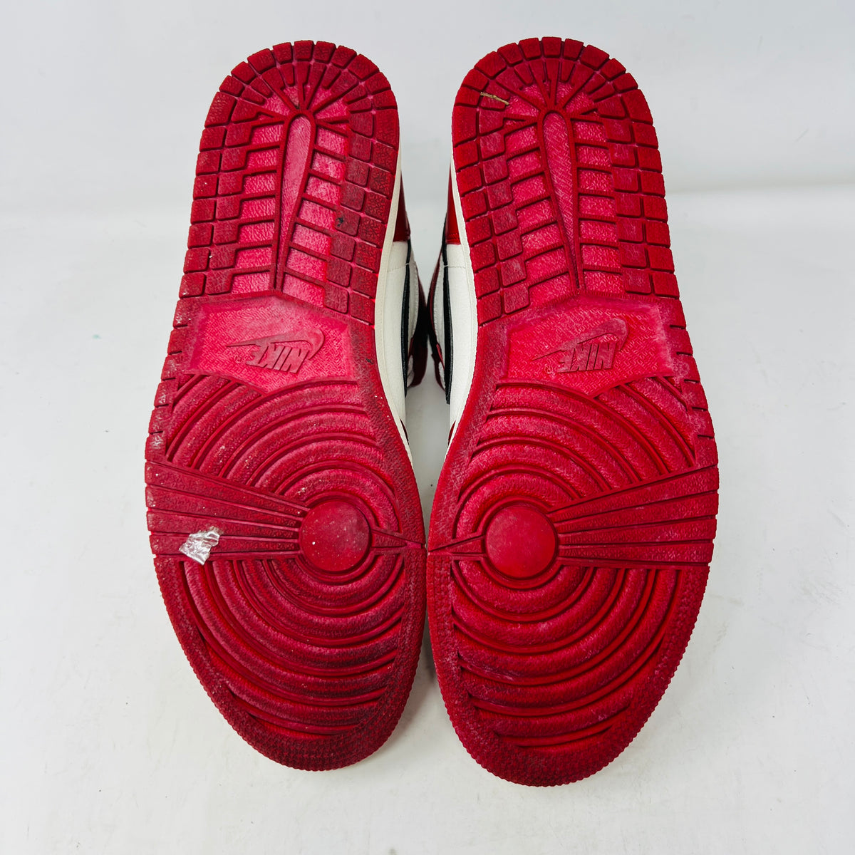 Jordan 1 Retro High OG Chicago Lost and Found
