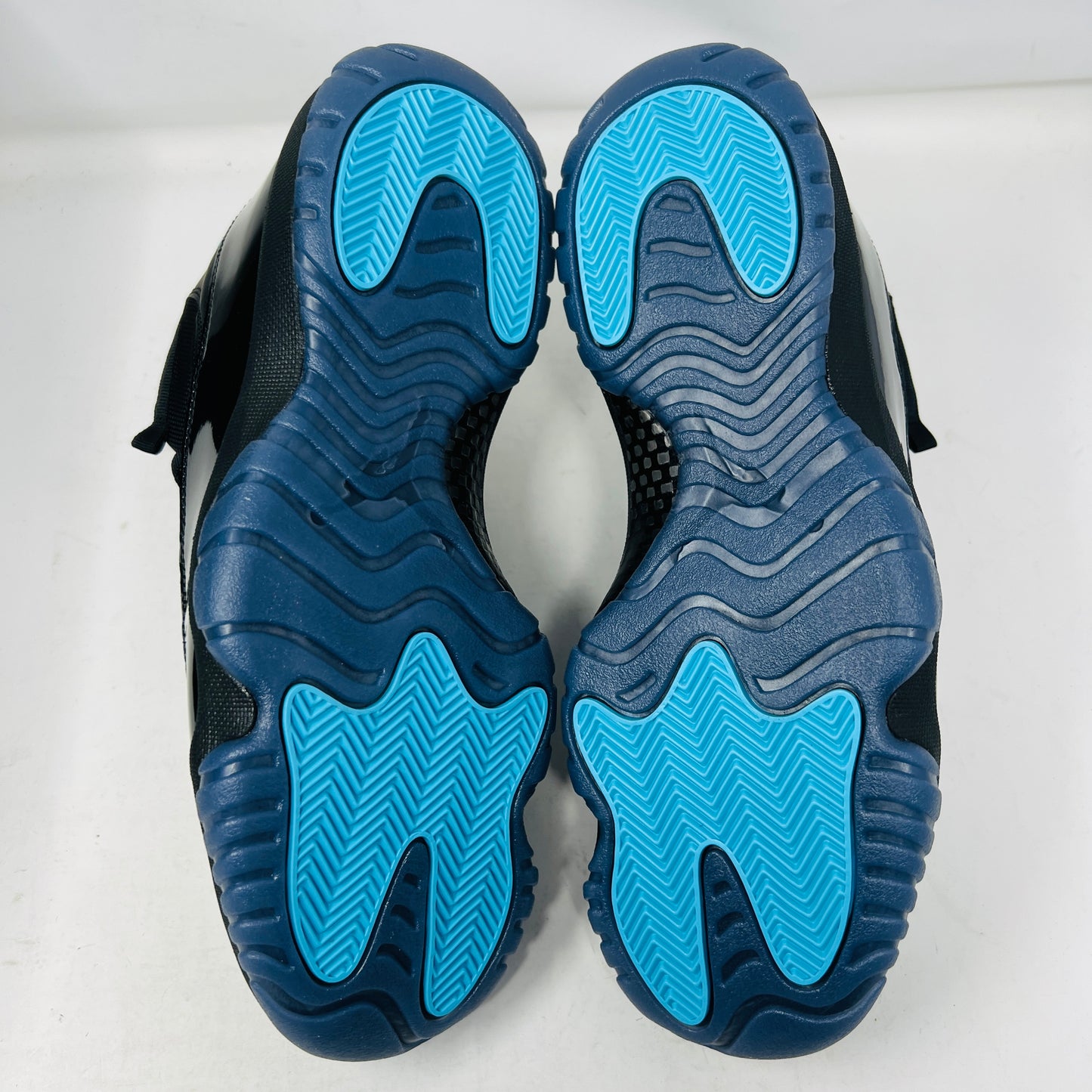 Jordan 11 Retro Gamma Blue (2025)