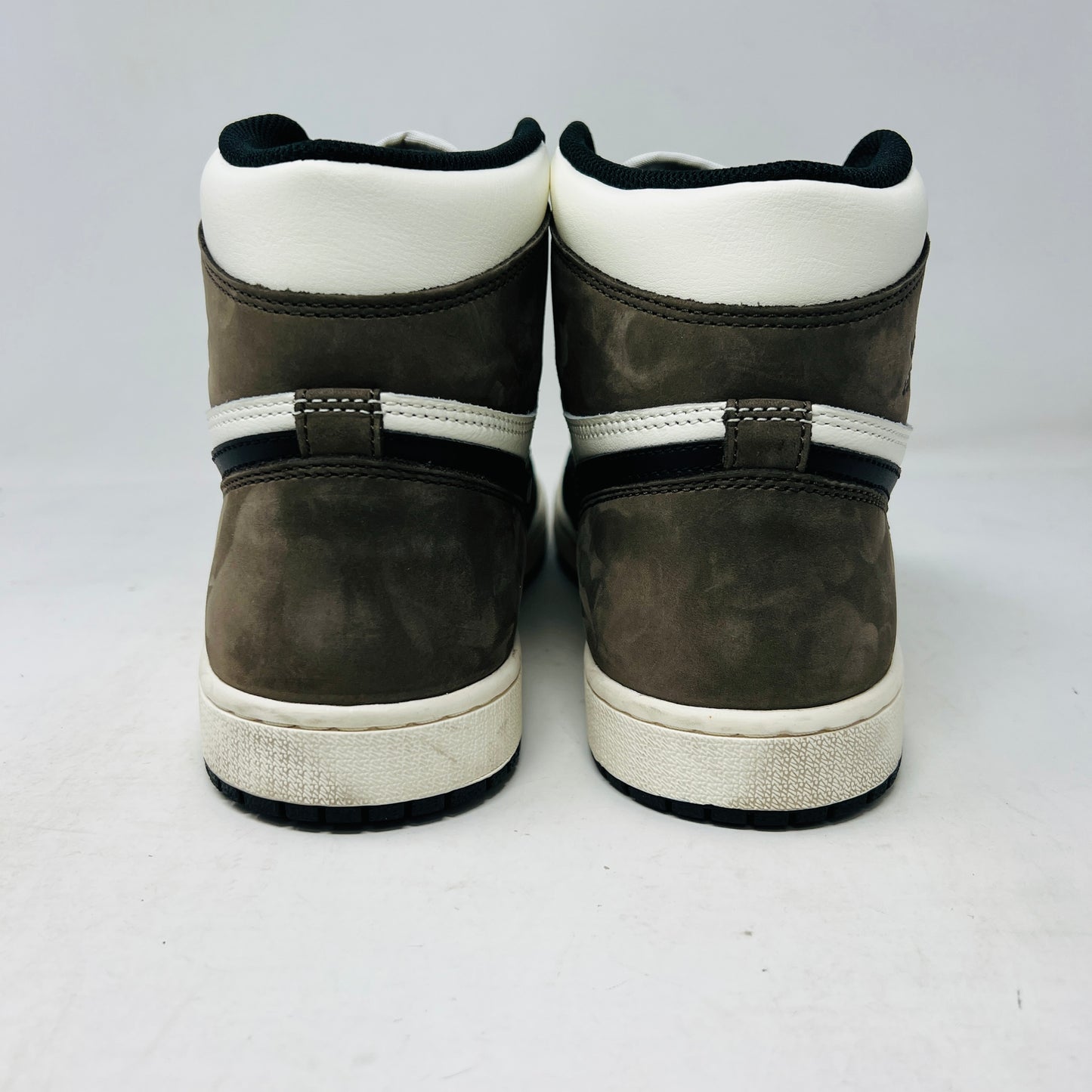 Jordan 1 Retro High Dark Mocha