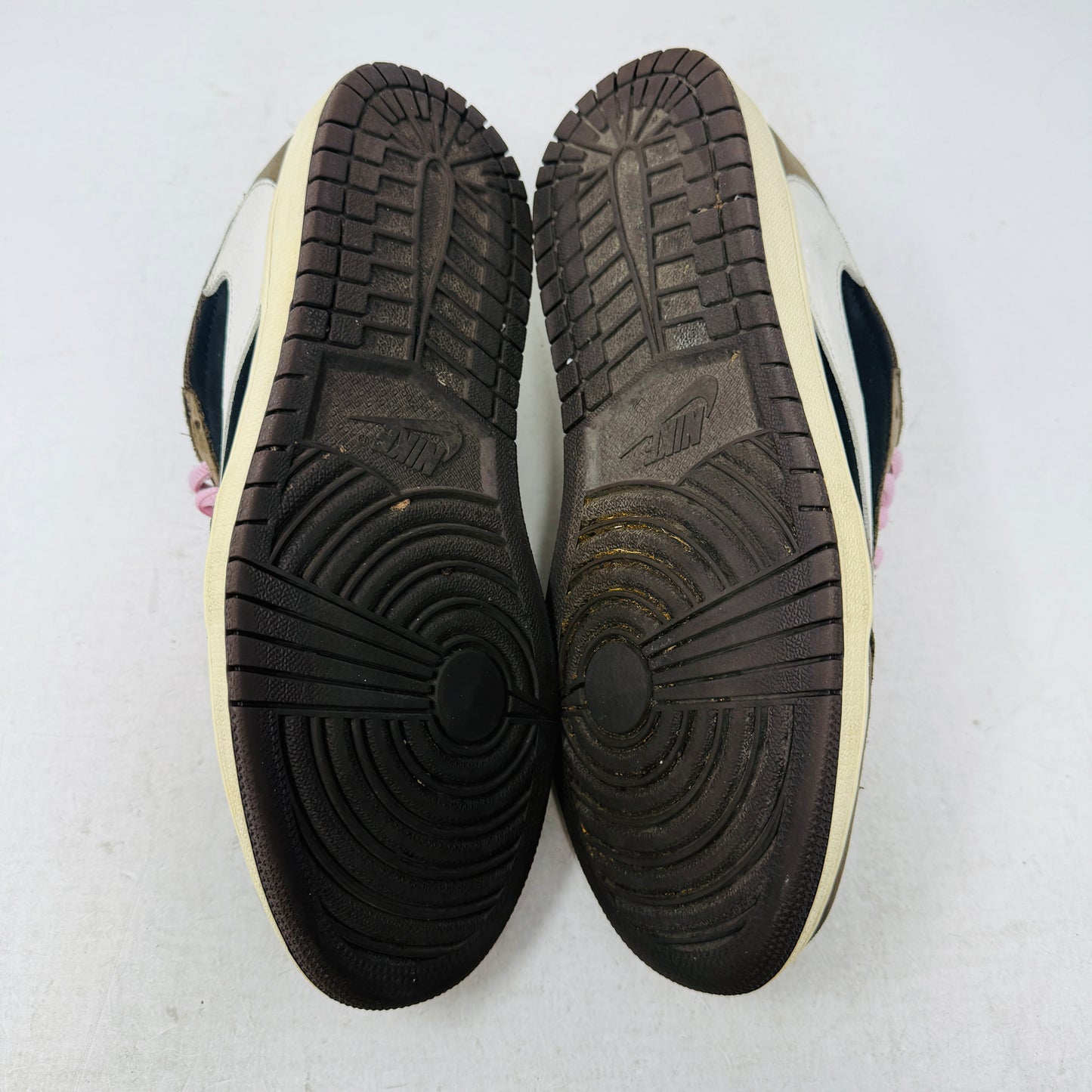 Jordan 1 Retro Low OG SP Travis Scott Mocha