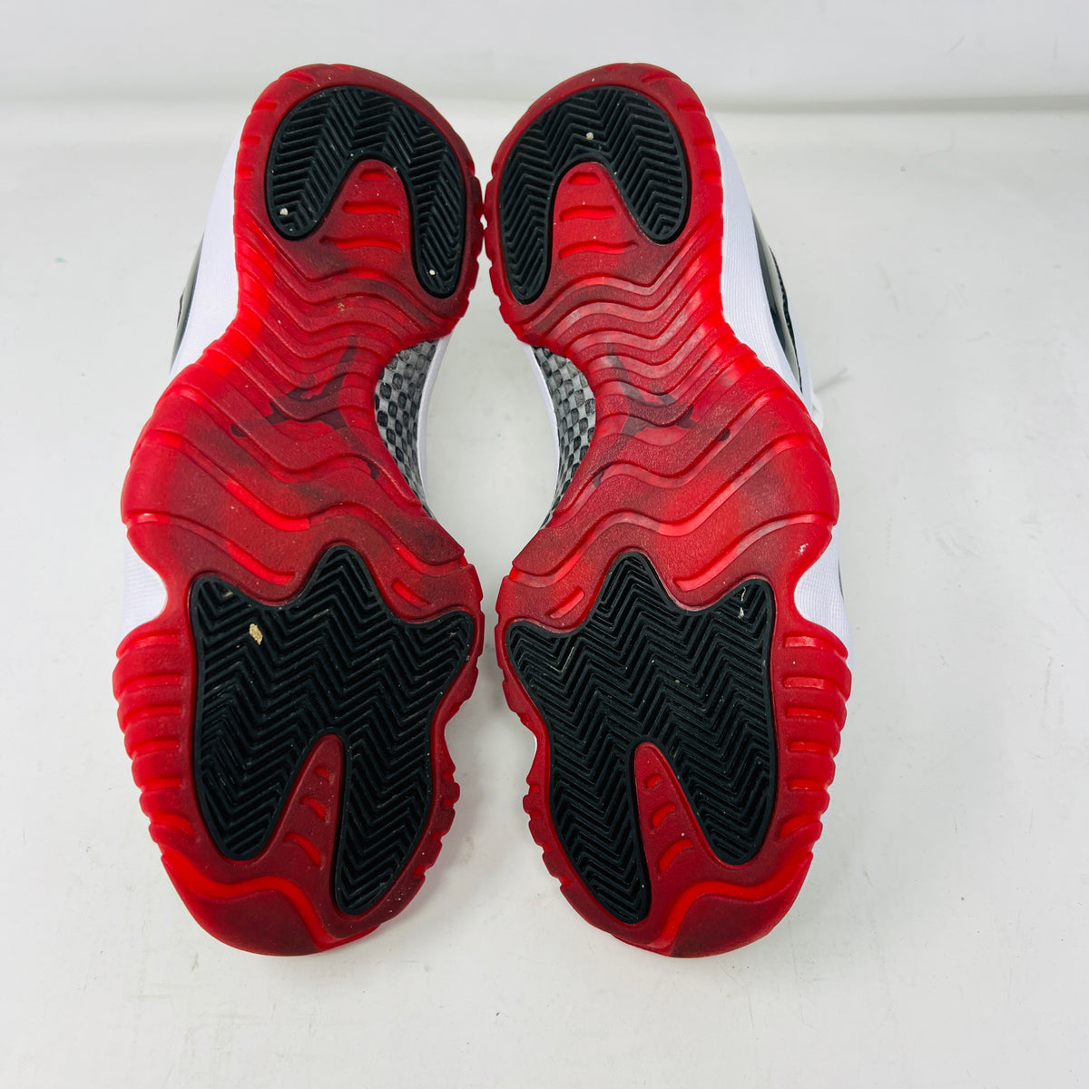 Jordan 11 Retro Low Concord Bred