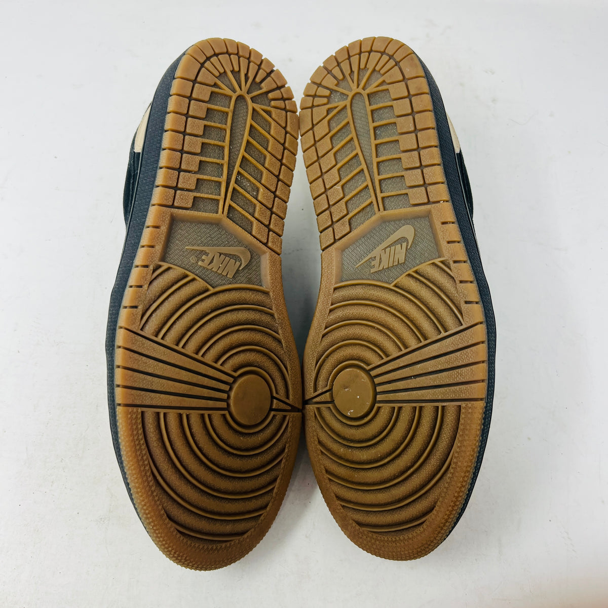 Jordan 1 Retro Low OG SP SoleFly