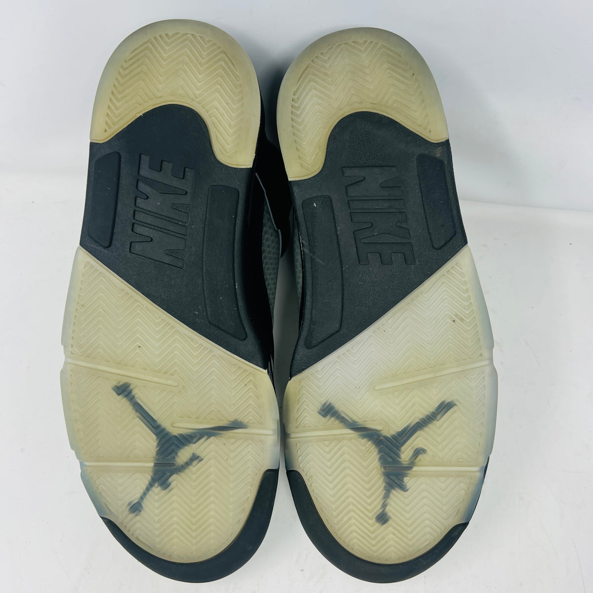 Jordan 5 Retro OG Black Metallic Reimagined