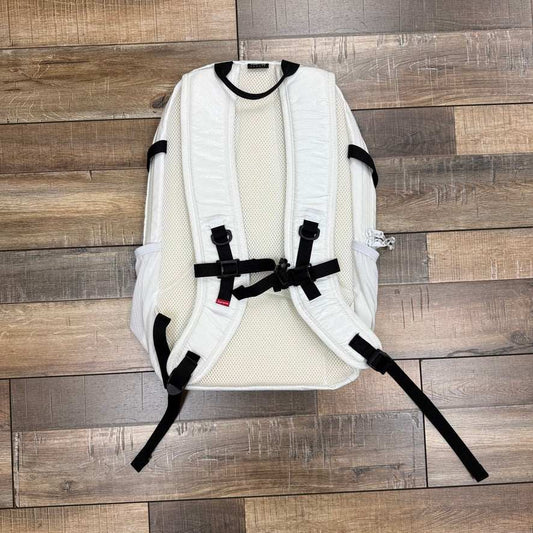 Supreme FW17 Backpack White