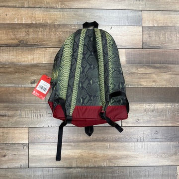 Supreme The North Face Snakeskin Lightweight Day Pack Green
