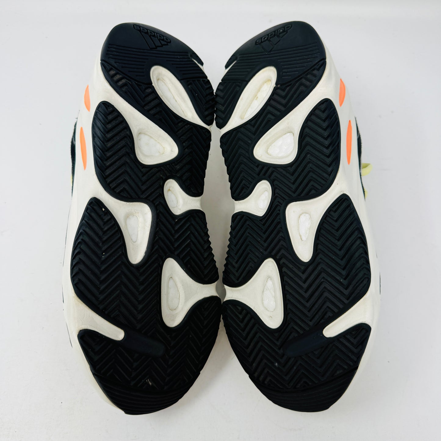adidas Yeezy Boost 700 Wave Runner