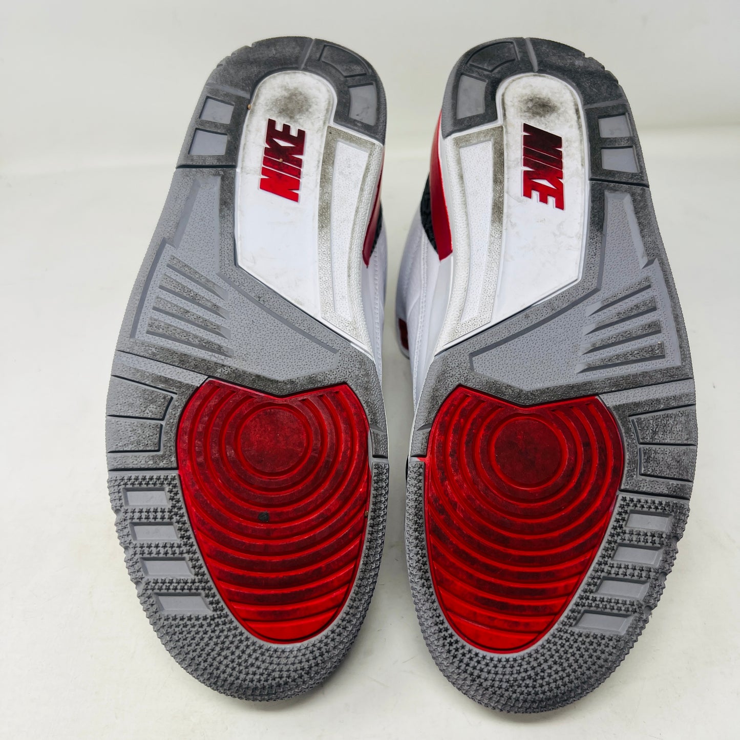 Jordan 3 Retro Fire Red (2022)