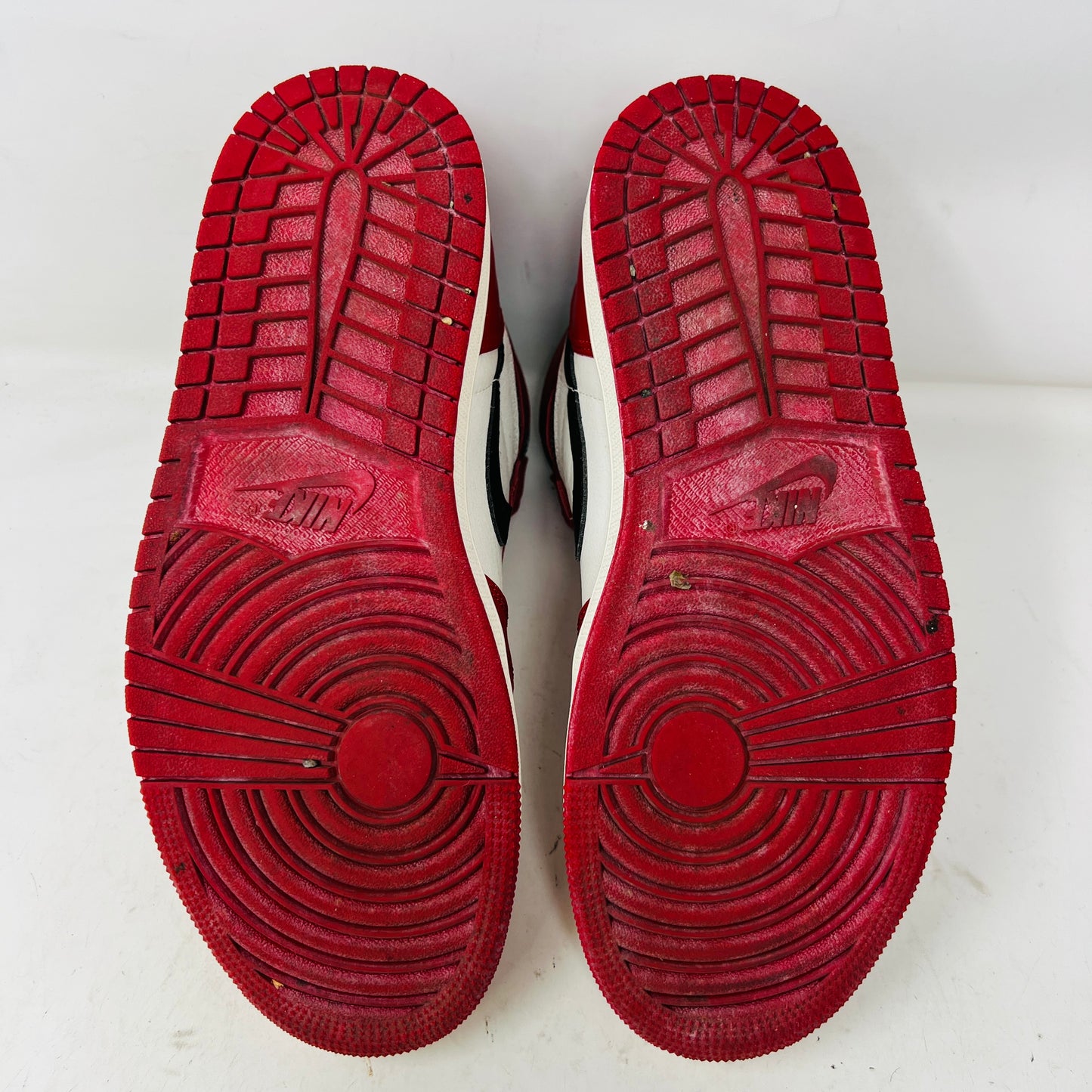 Jordan 1 Retro High OG Chicago Lost and Found