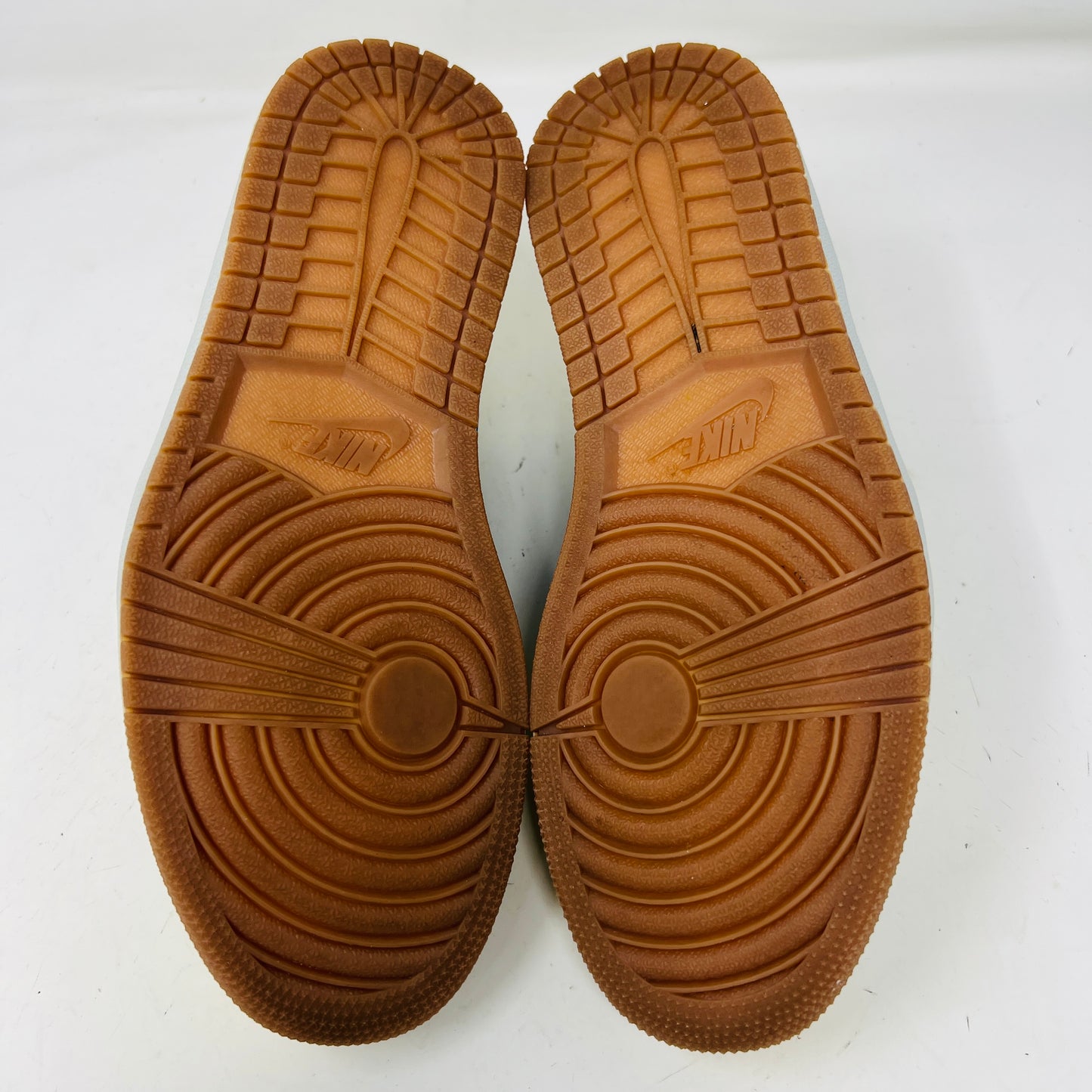 Jordan 1 Retro Low OG SP Travis Scott Canary (Women's)