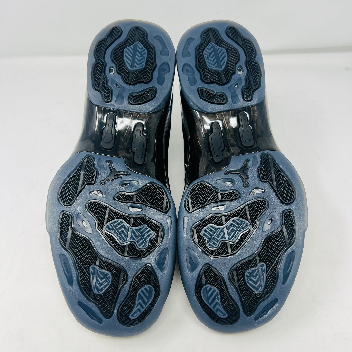 Jordan 17 Low Black Patent
