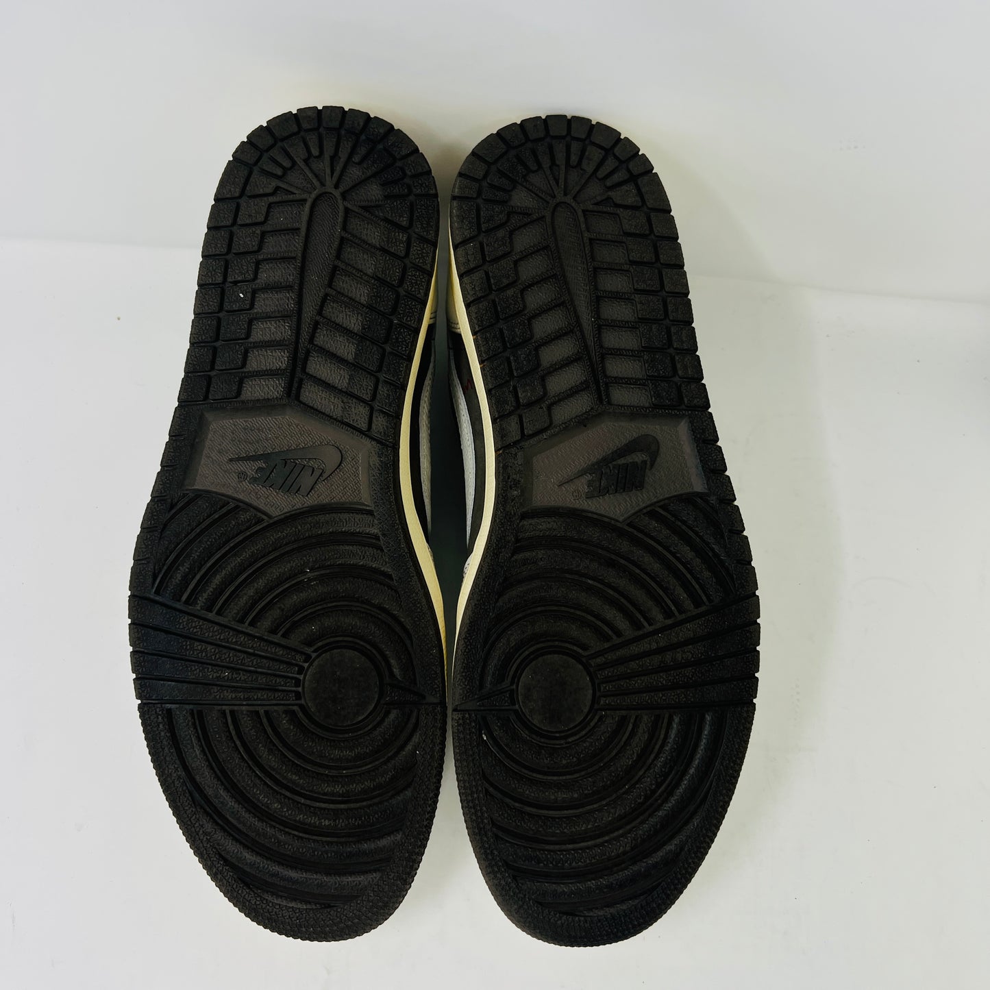 Jordan 1 Retro Low OG SP Travis Scott Reverse Mocha