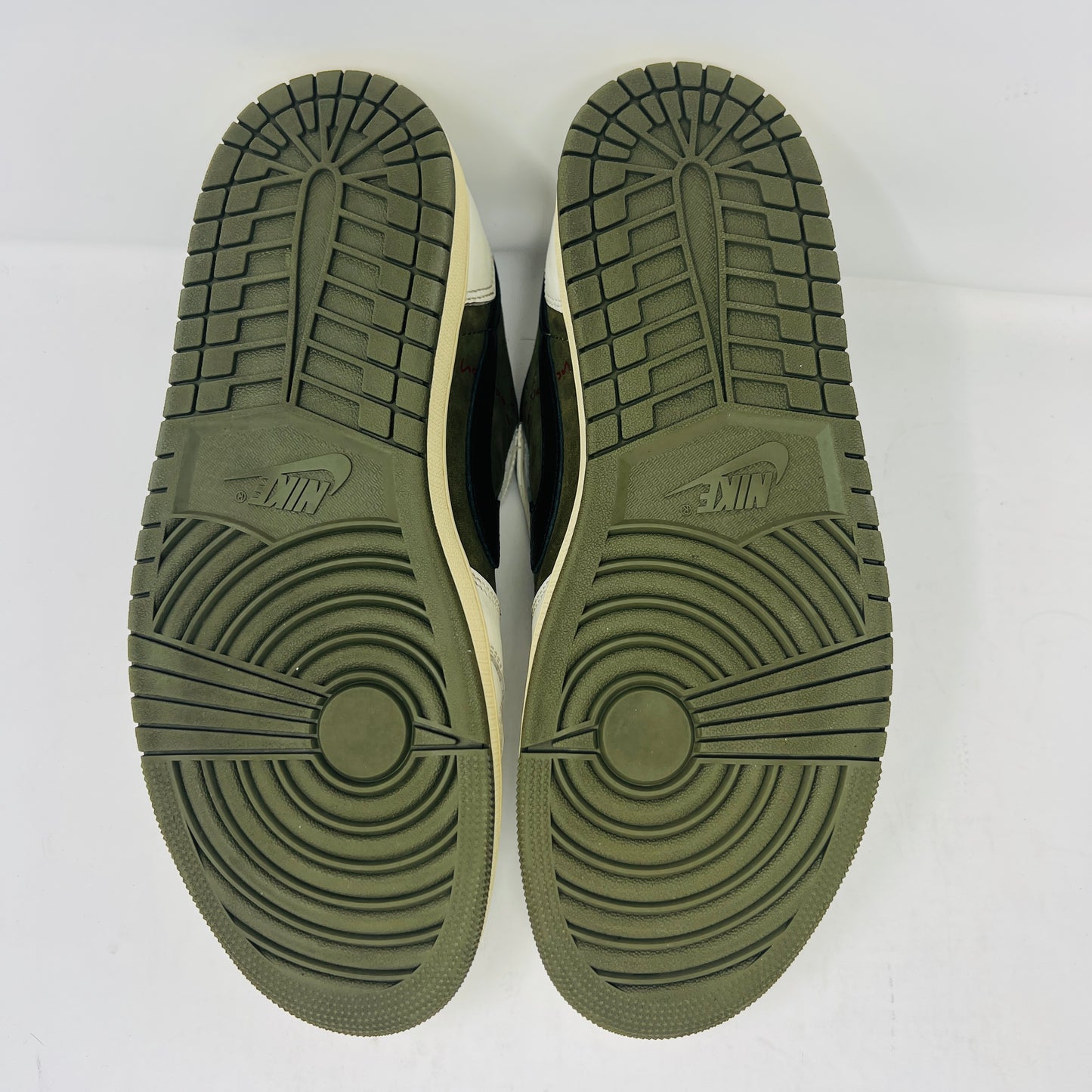 Jordan 1 Retro Low OG SP Travis Scott Medium Olive