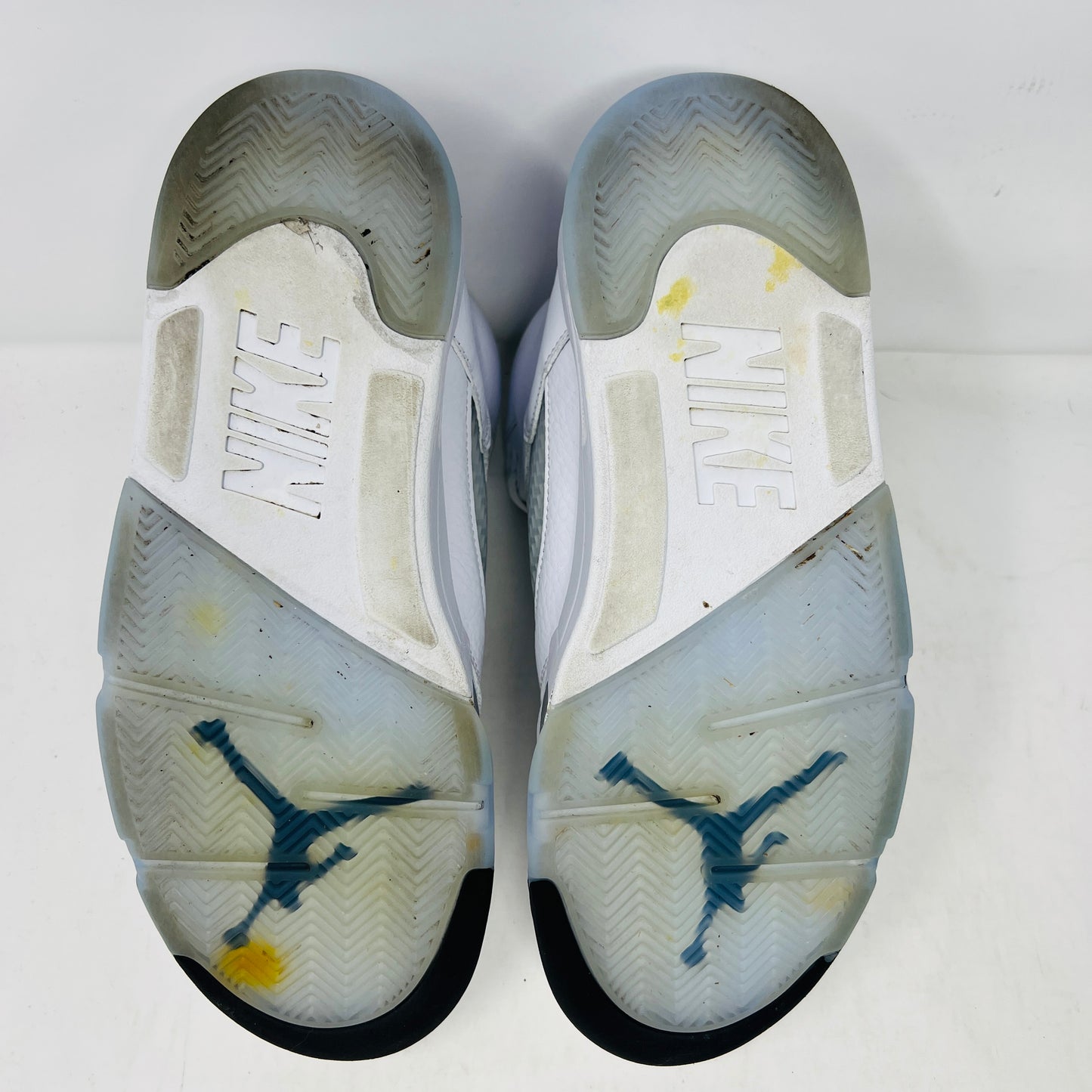 Jordan 5 Retro White Metallic (2026)