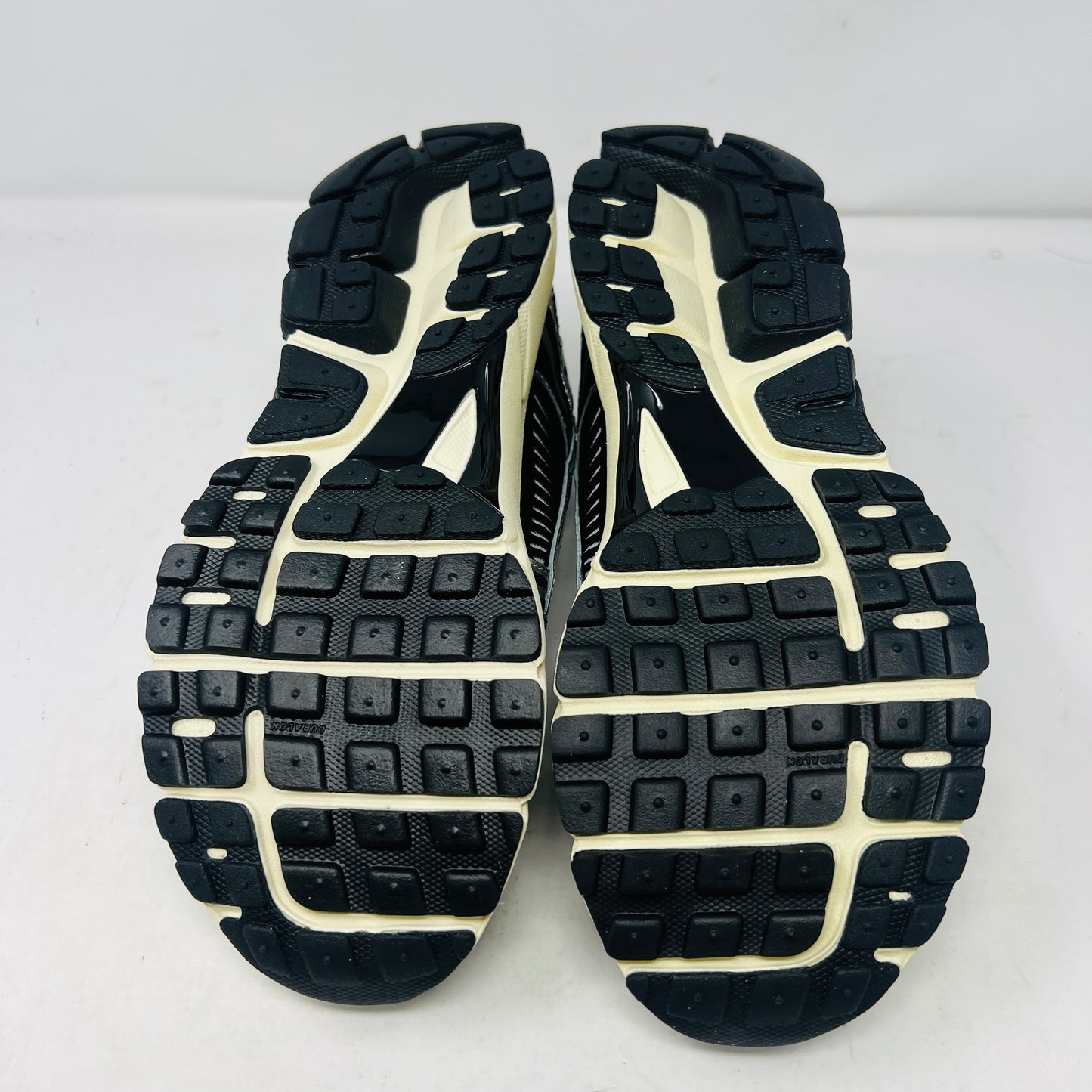Nike Zoom Vomero 5 Black Chrome