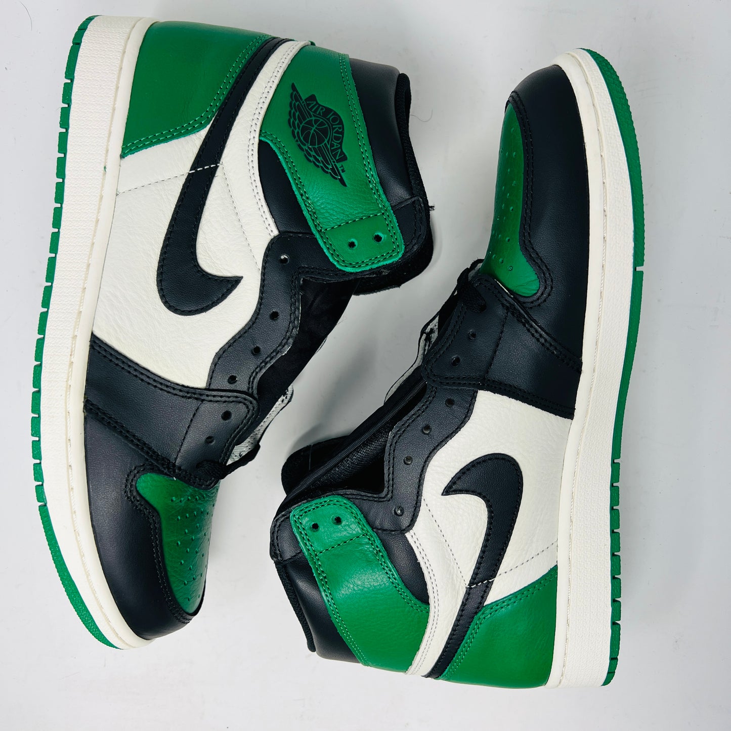 Jordan 1 Pine Green 1.0