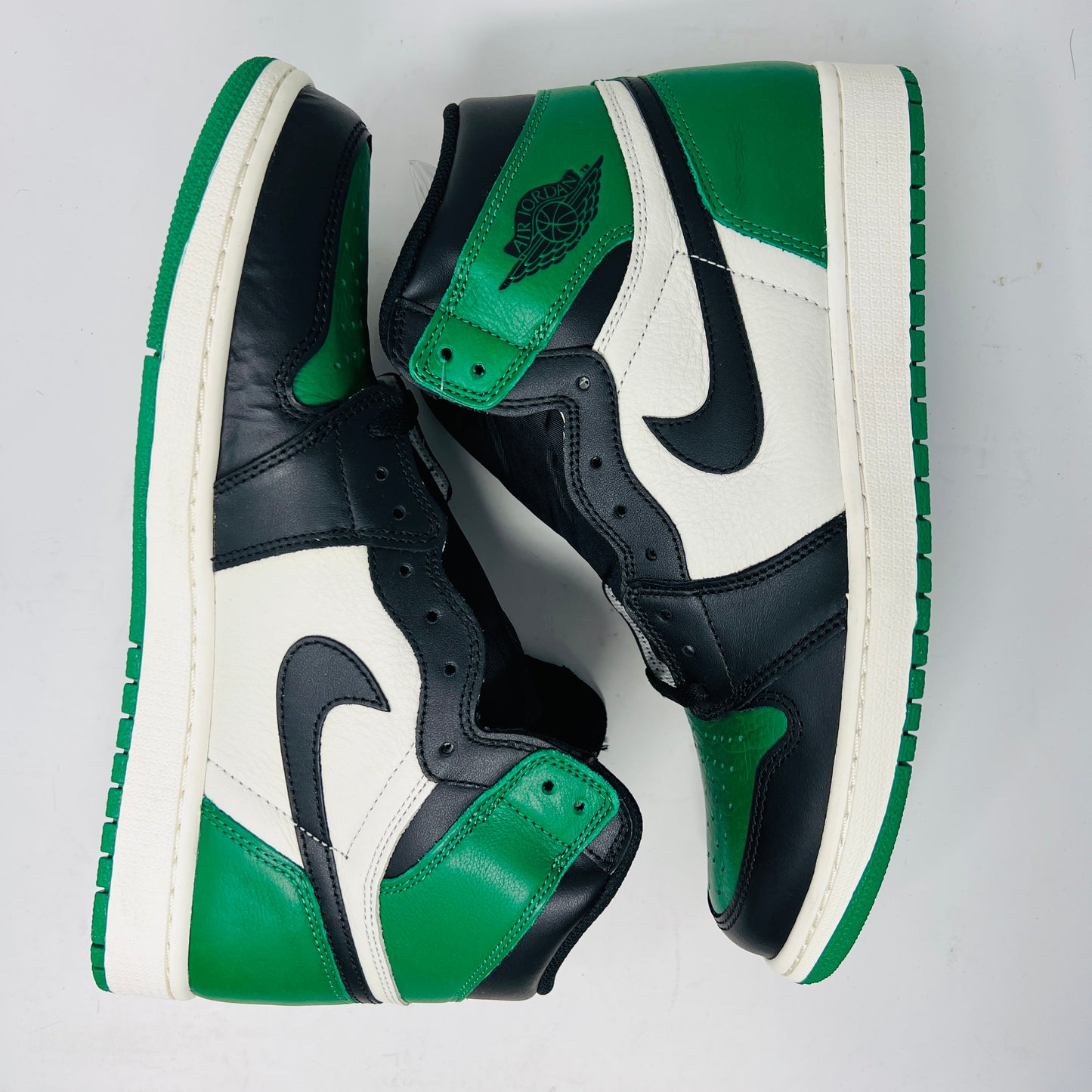 Jordan 1 Pine Green 1.0