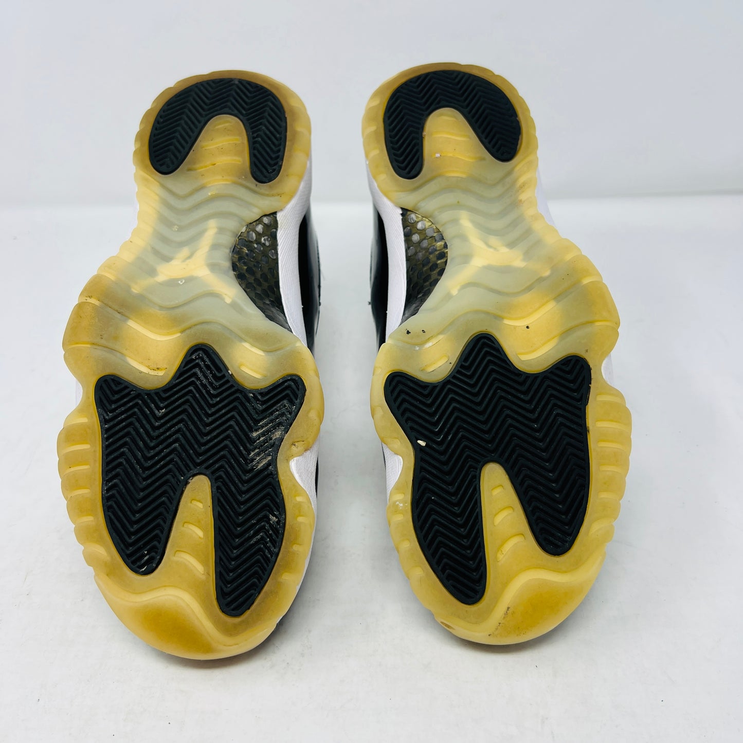 Jordan 11 Retro DMP Gratitude