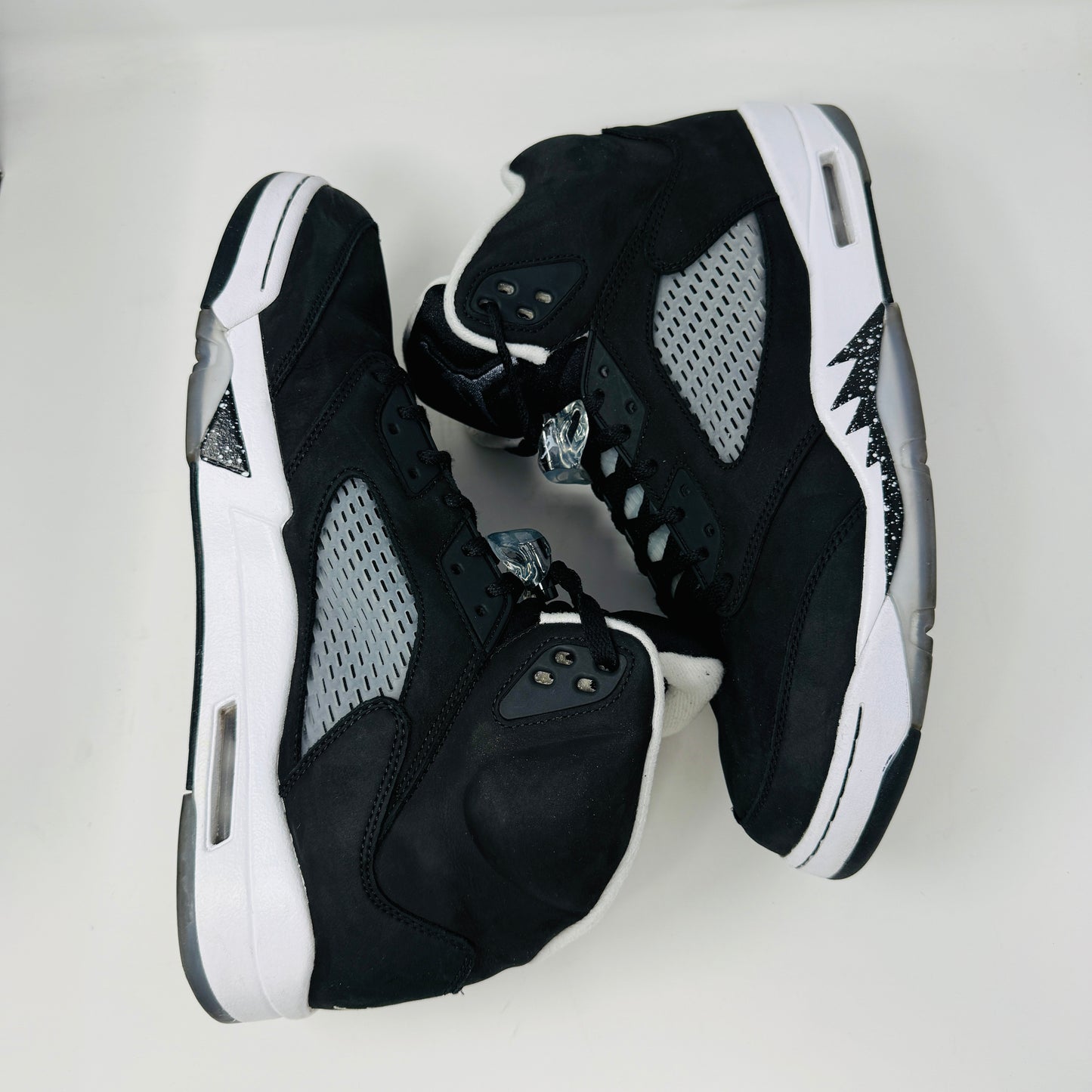 Jordan 5 Retro Moonlight (2021)