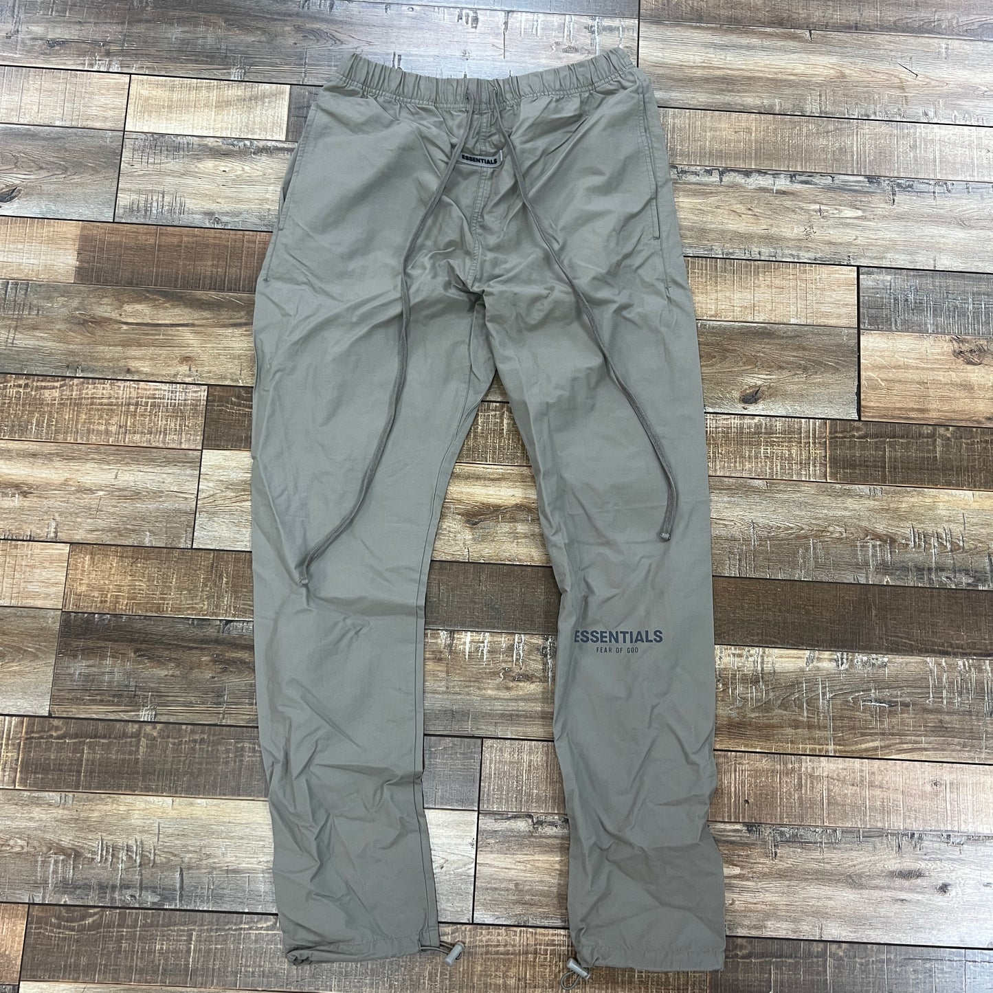 Fear of God Essentials Nylon Trackpant Grey