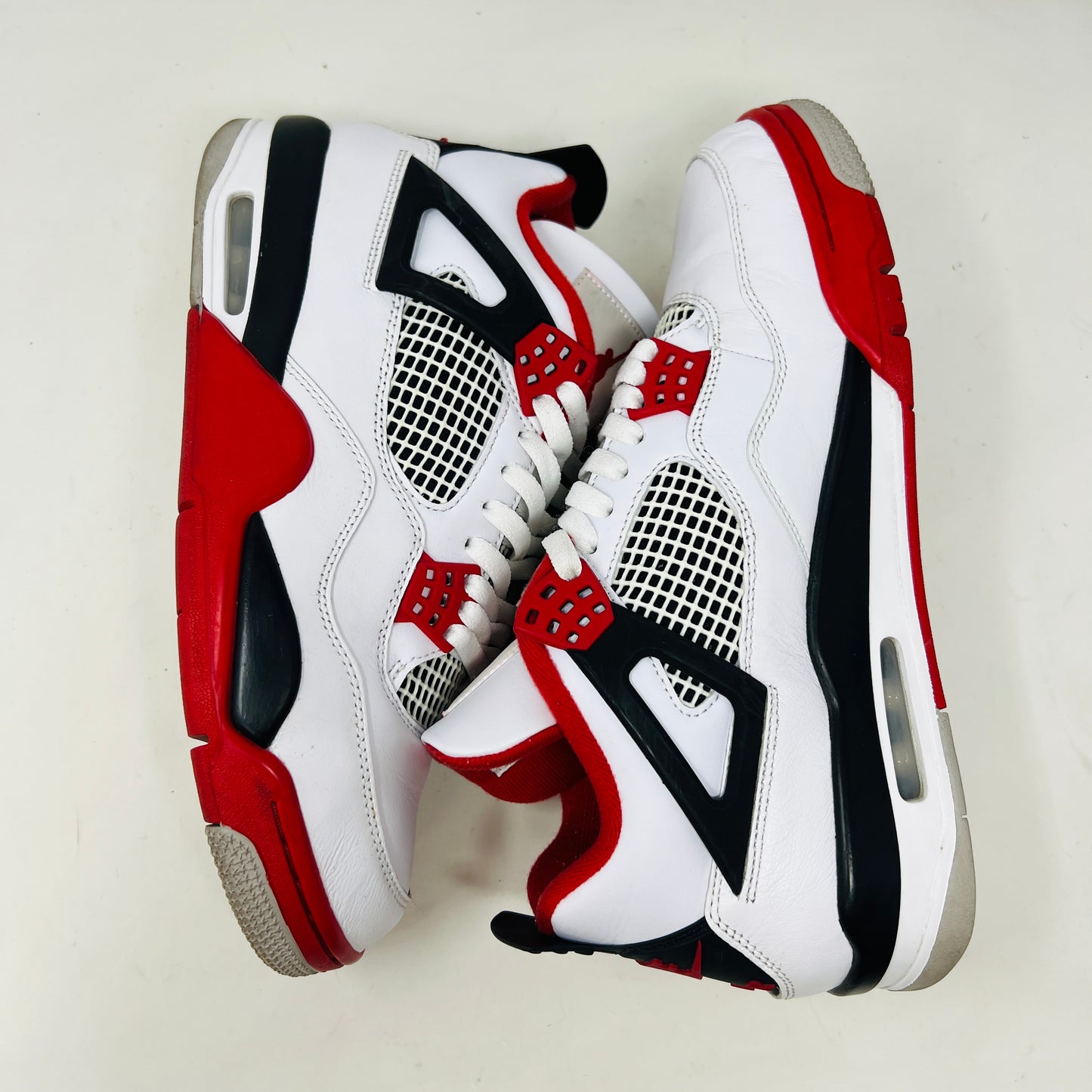 Jordan 4 Retro Fire Red (2020)
