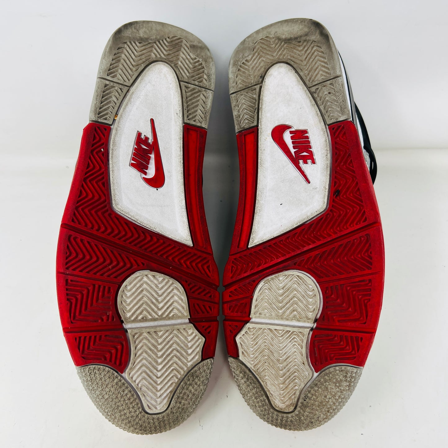 Jordan 4 Retro Fire Red (2020)