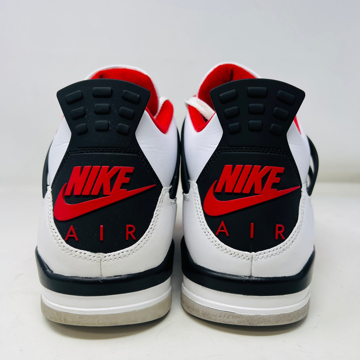 Jordan 4 Retro Fire Red (2020)
