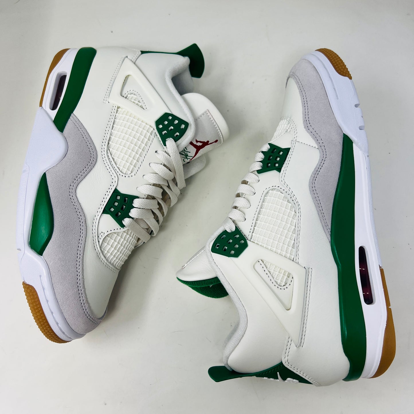 Jordan 4 Retro SB Pine Green