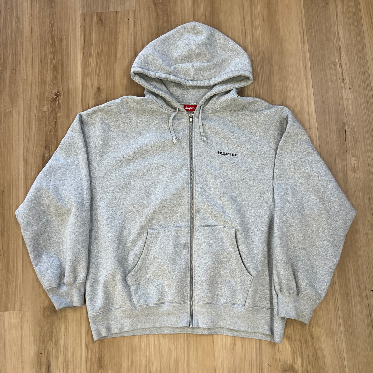 Supreme Crest Zip Up Hooded Sweatshirt Grey