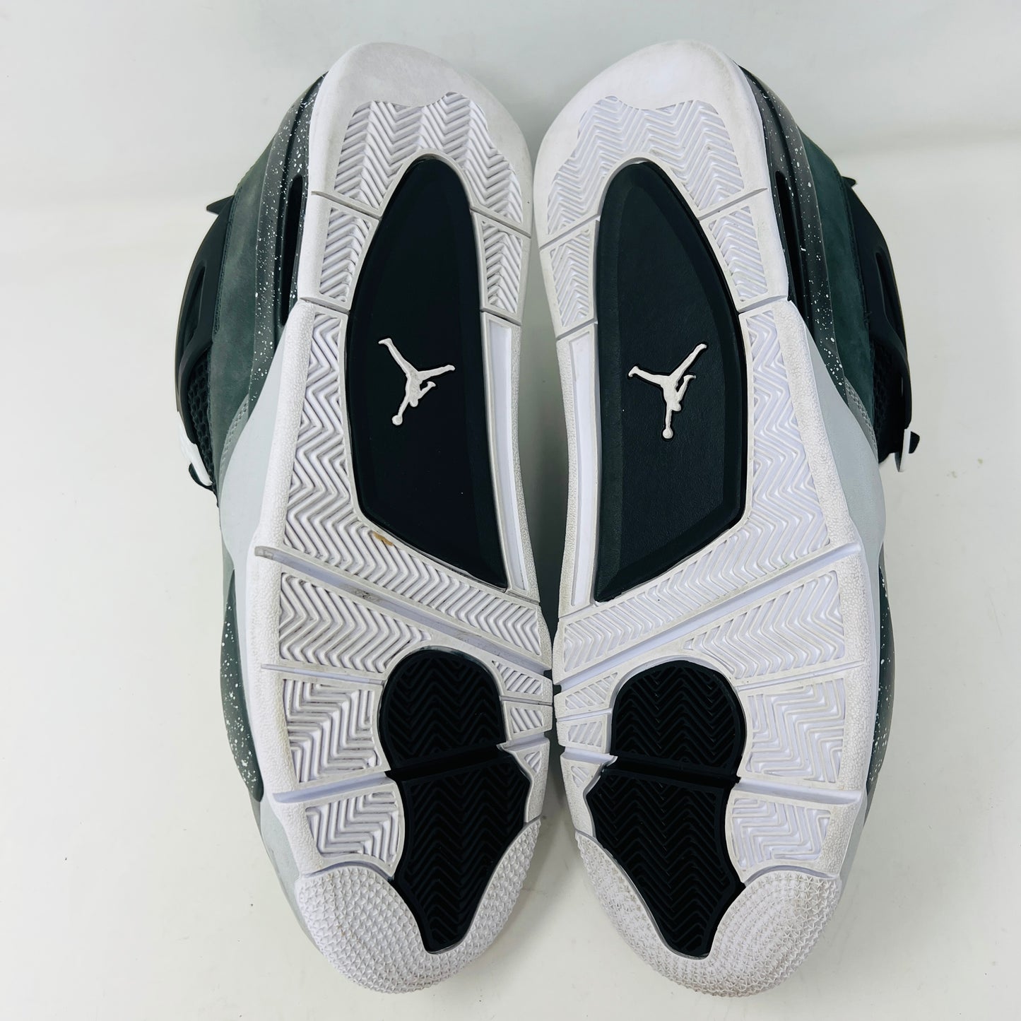Jordan 4 Retro Fear (2024)