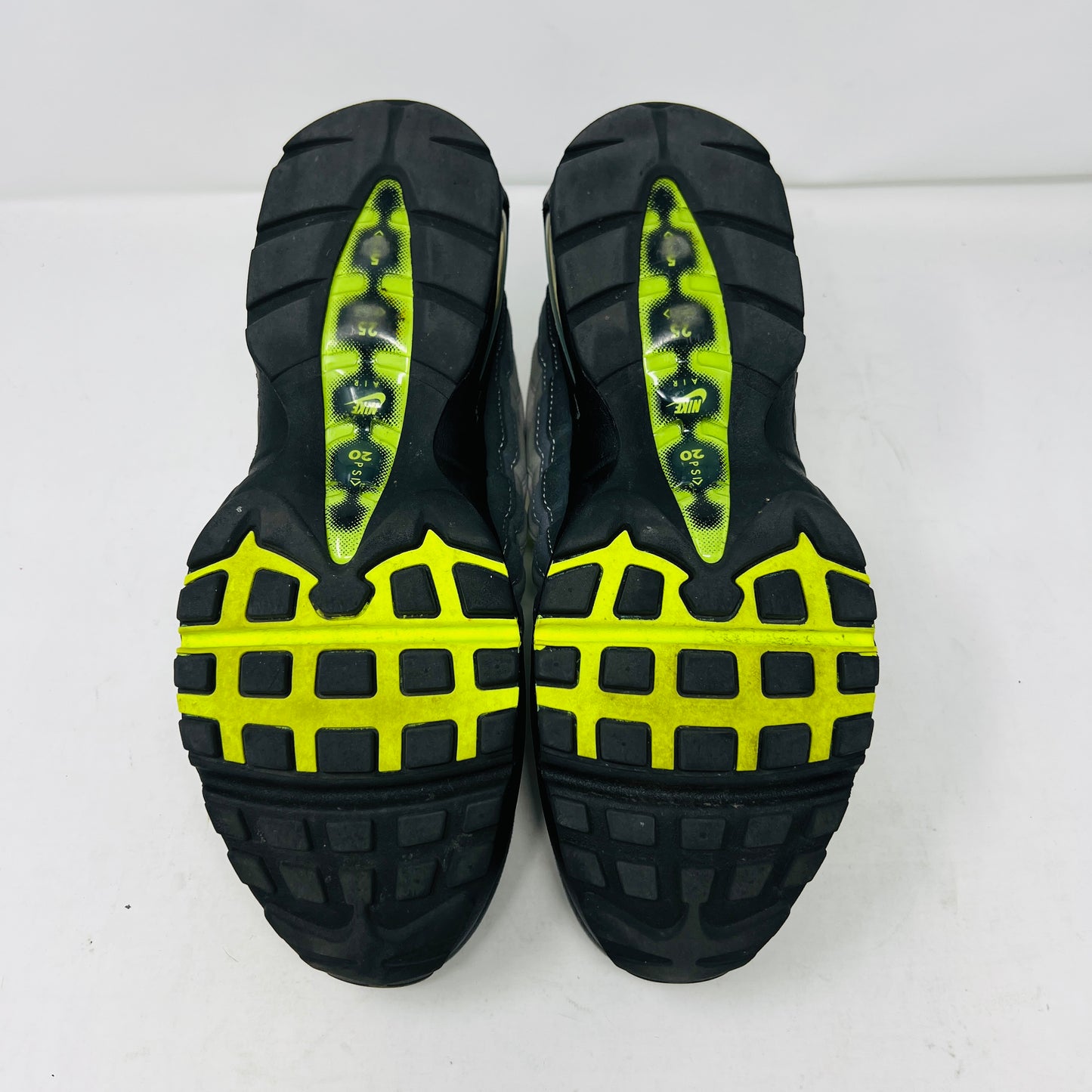 Nike Air Max 95 OG Big Bubble Neon (2026)