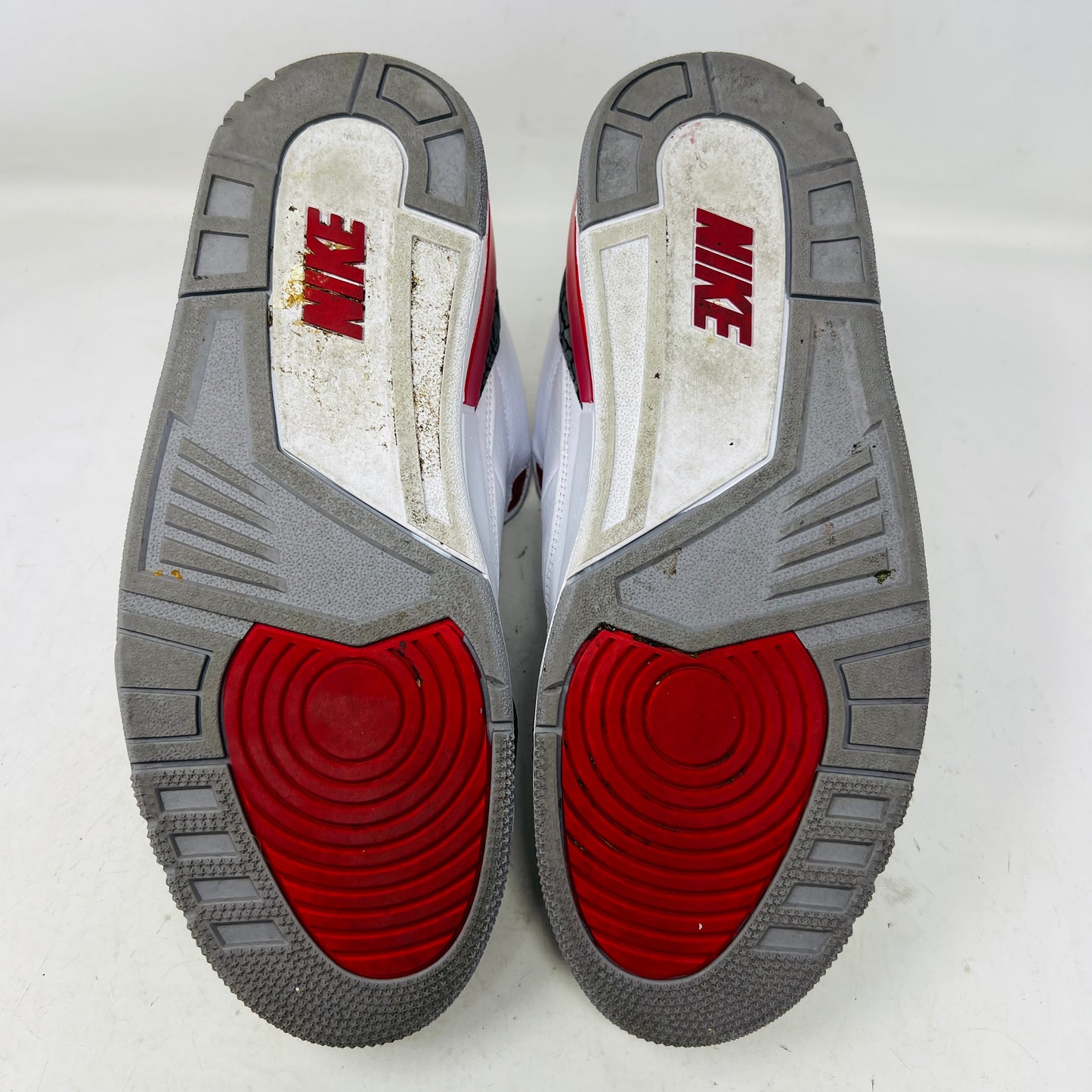 Jordan 3 Retro Fire Red (2022)