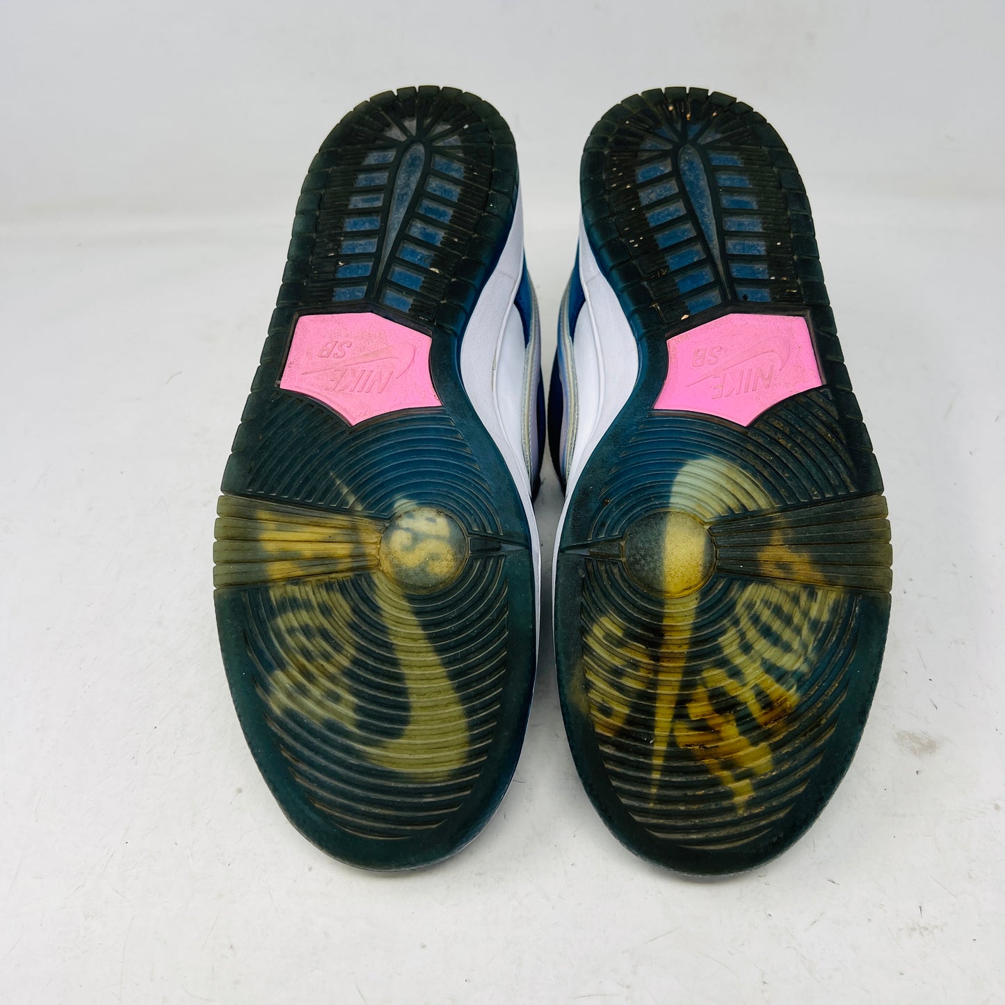 Nike SB Dunk Low Born X Raised One Block At A Time