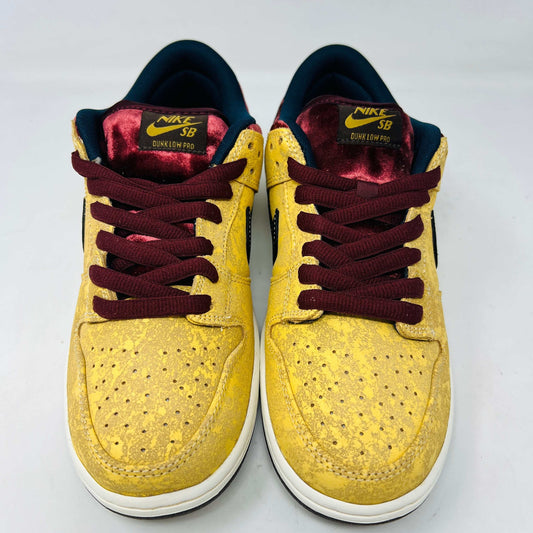 Nike SB Dunk Low City of Cinema sneakers, brand new with extra laces.
