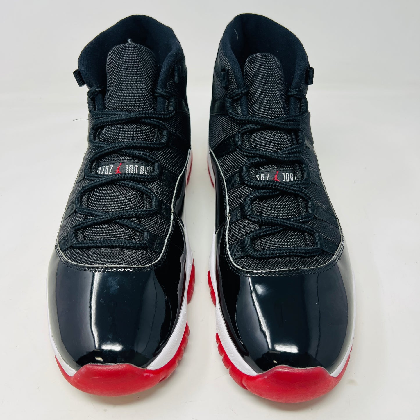 Jordan 11 Retro Playoffs Bred (2019)
