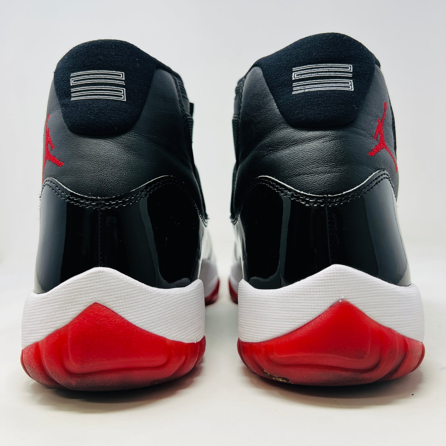 Jordan 11 Retro Playoffs Bred (2019)