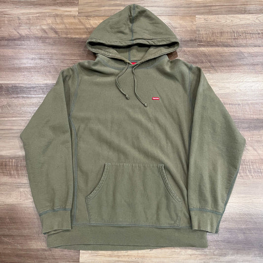 SUPREME SMALL BOX LOGO HOODED SWEATSHIRT OLIVE in size L, preowned condition.